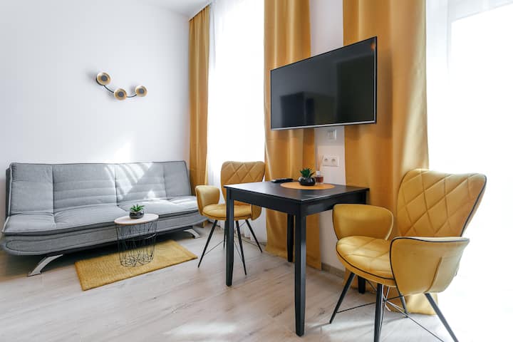 Wf-apartment Next Westbahnhof, Terrace No. 5 - Vienna