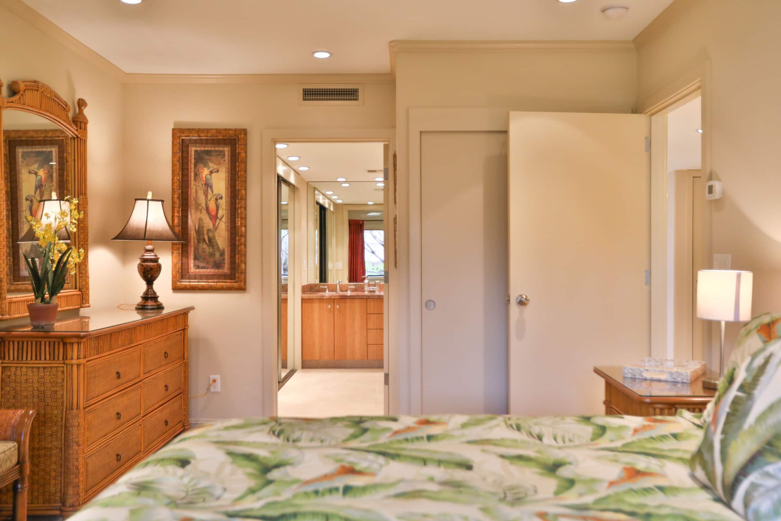 Condo in Kihei · ★4.96 · 2 bedrooms · 2 beds · 2 baths - Image 17