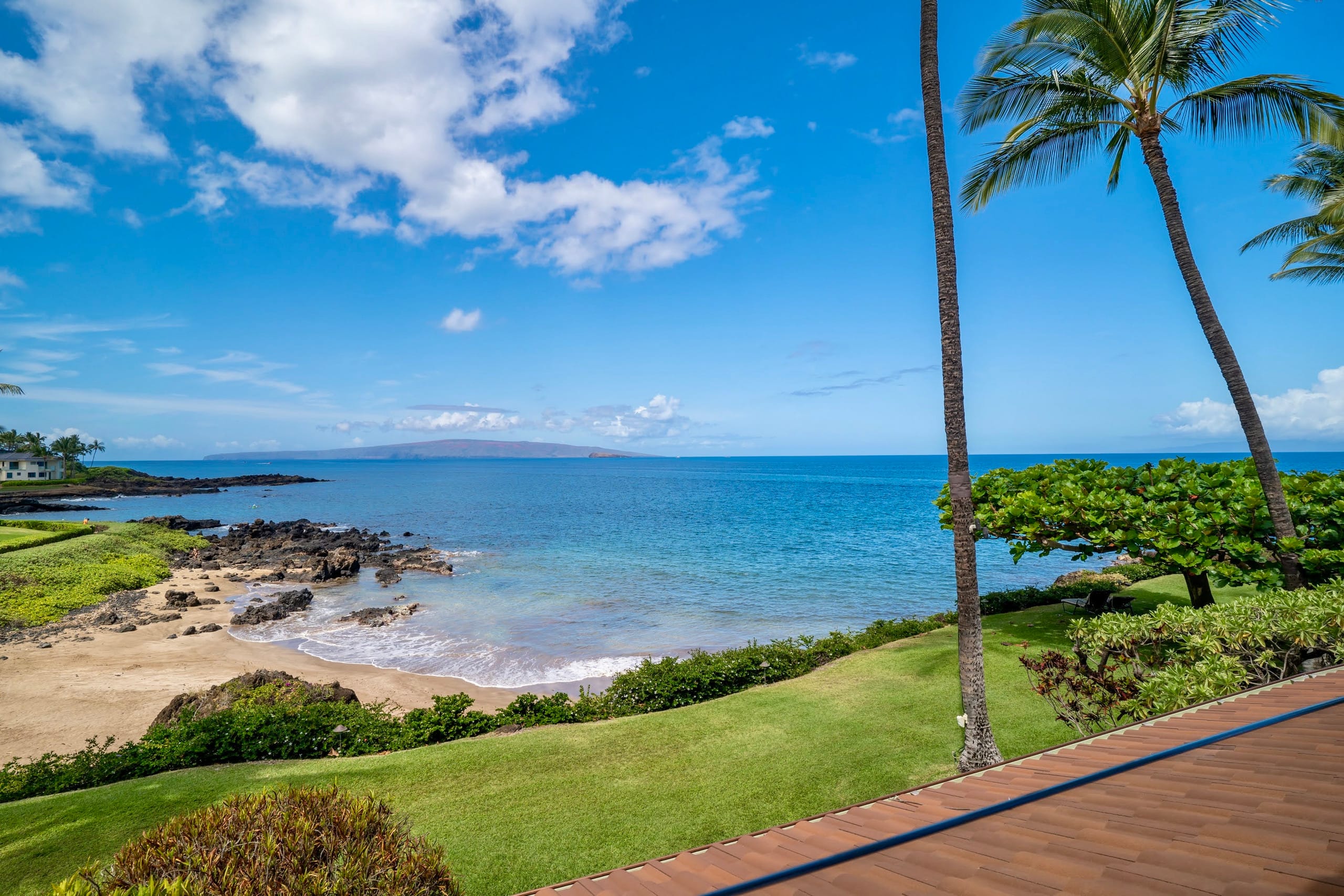 Condo in Kihei · ★4.96 · 2 bedrooms · 2 beds · 2 baths - Image 32
