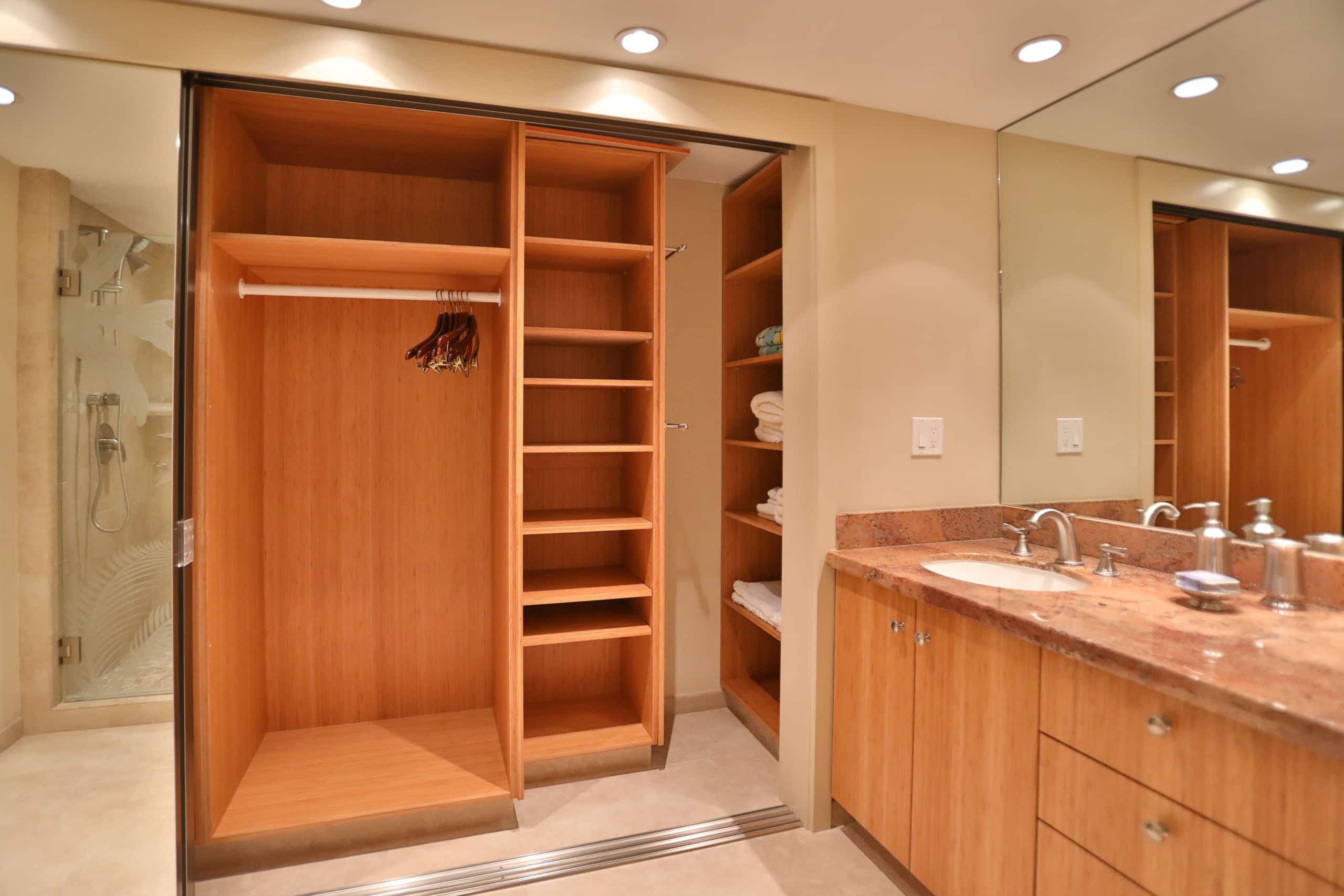 Condo in Kihei · ★4.96 · 2 bedrooms · 2 beds · 2 baths - Image 25