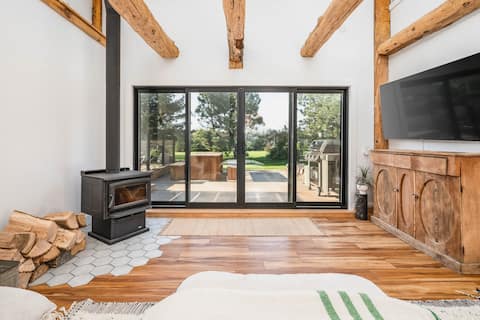 The Hunt House: A newly renovated 1870s farmhouse