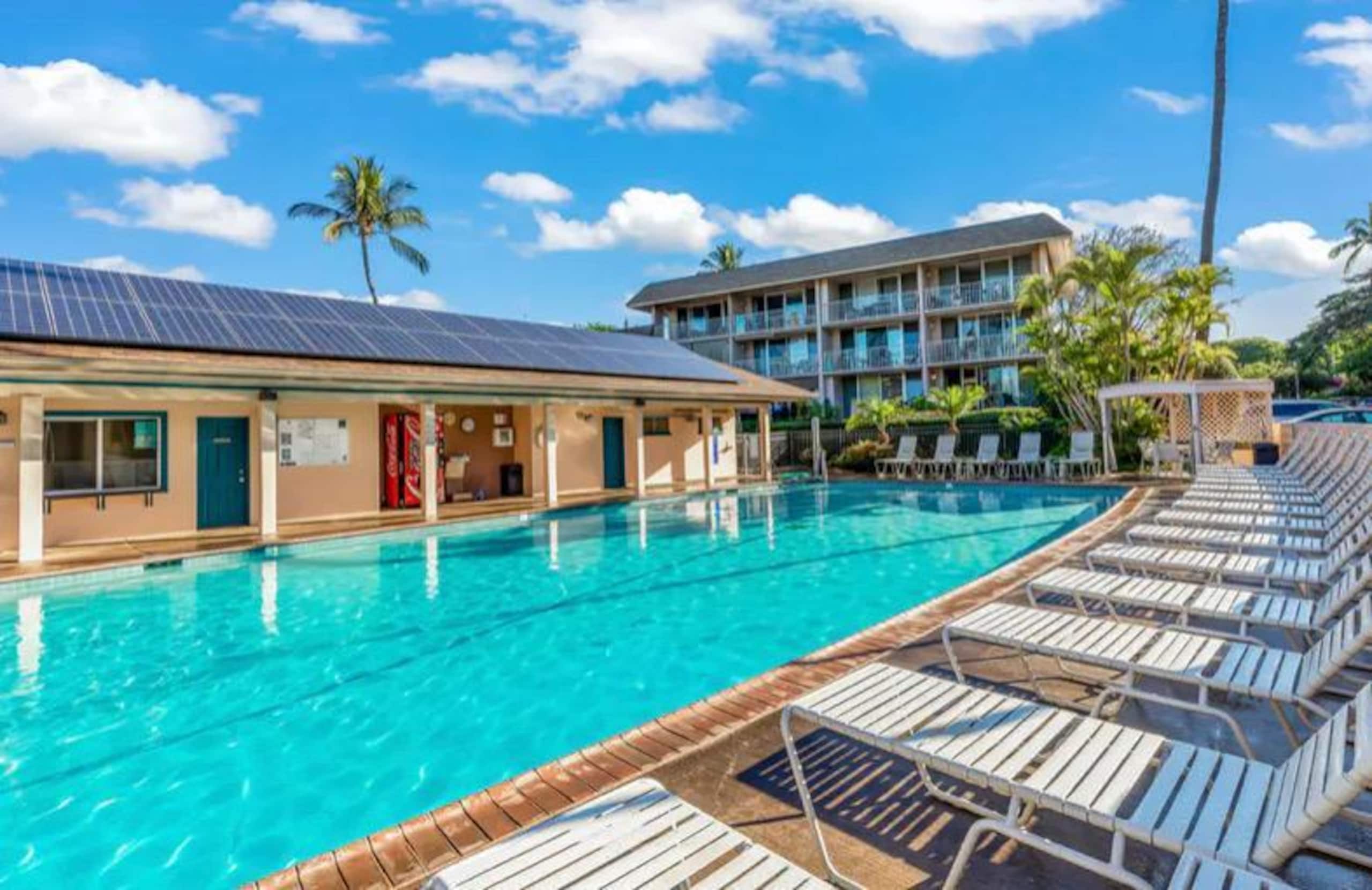Condo in Kihei · ★5.0 · 1 bedroom · 2 beds · 1 bath - Image 16