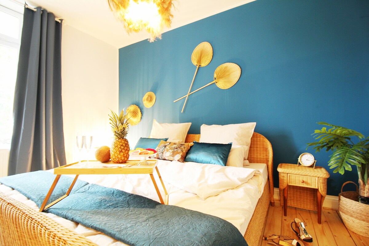 # 1号
卧室在舒适的加大双人床中，您梦寐以求的奔波大海和美丽的海滩。

非常舒适！只供您使用！