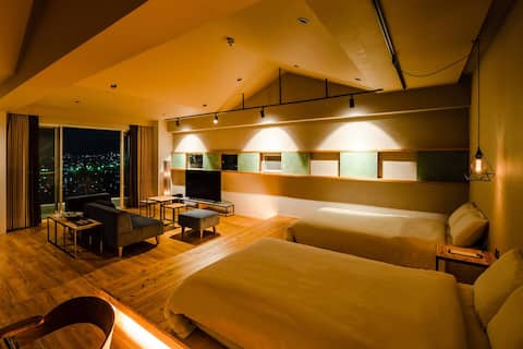 Up to 6 people occupy 6 large spaces! Near Station [Standard]