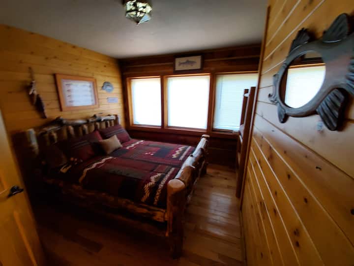 მე-2 საძინებლის საწოლი 152 × 203 სმ