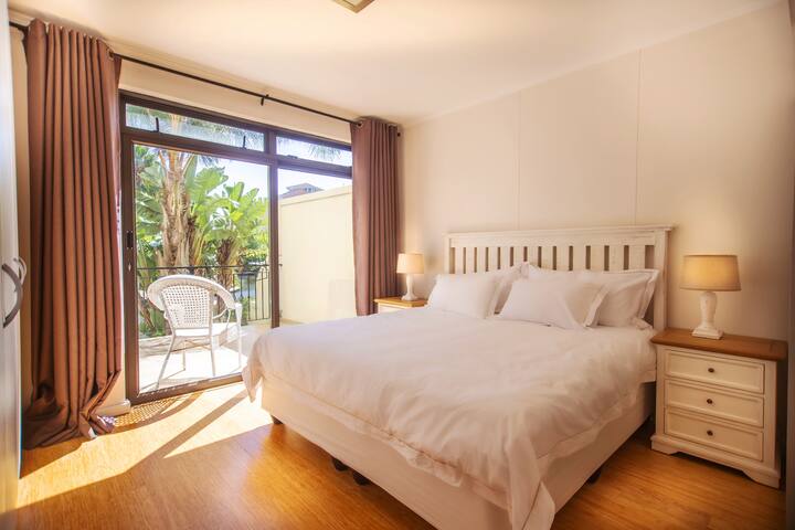 Portifino on lake gallery image 5