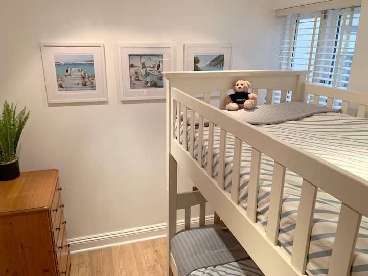 חדר קומותיים