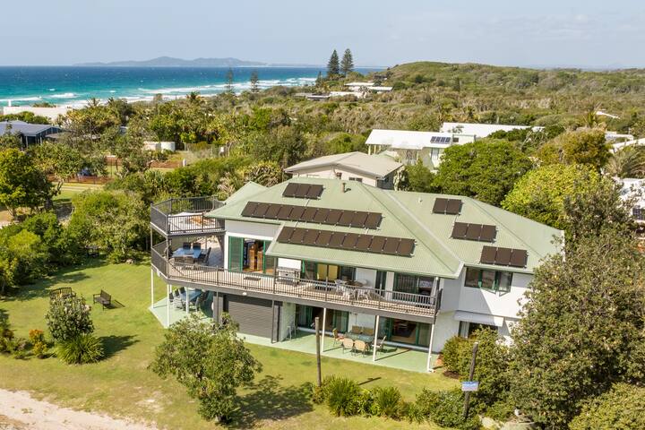 Teewah Tranquility Beach House _ Noosa North Shore
