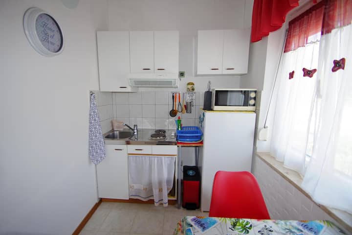 Holiday Apartment Nada "1", 900 M From The Beach - Fažana