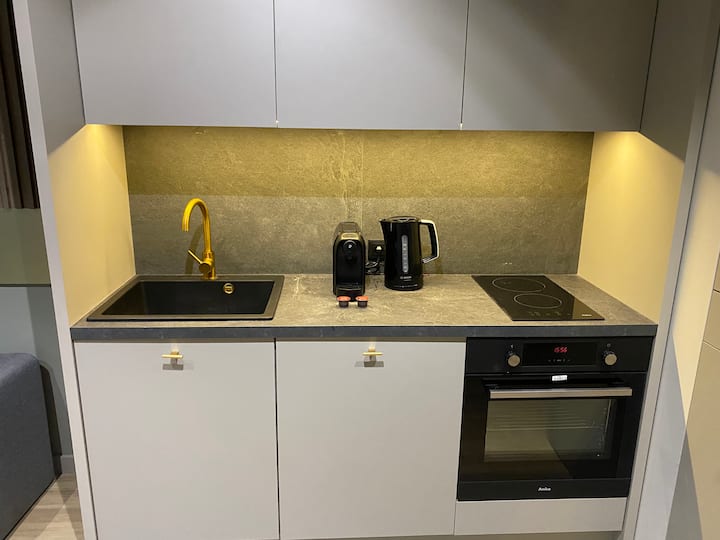 Apartment With Terrace And Ac In The Centre - 포즈나뉴