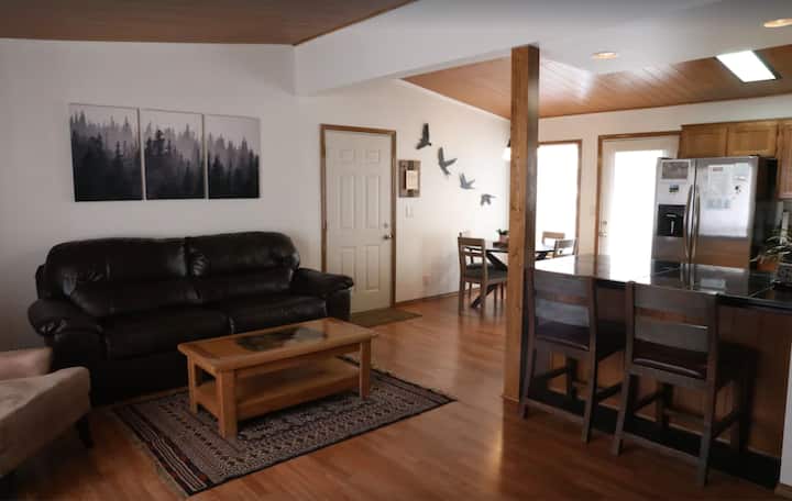 March Special! 2 Bedroom 2 Bath