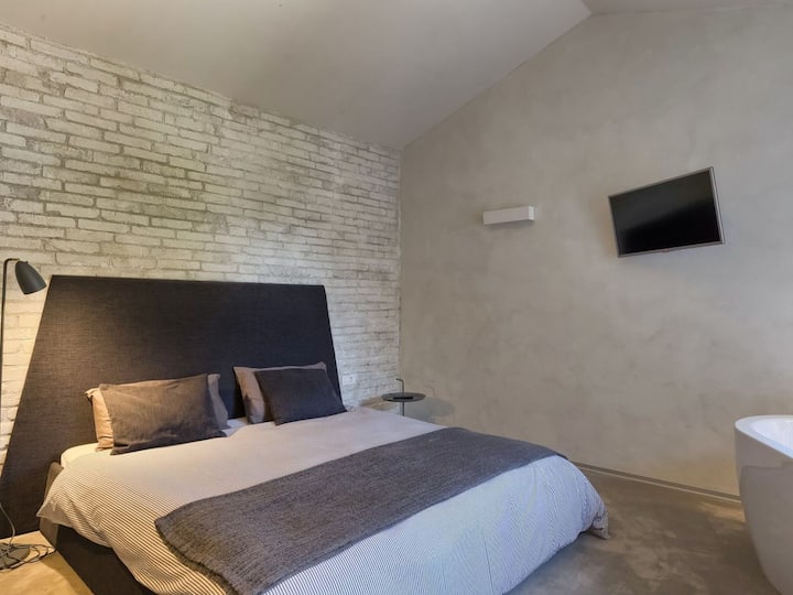 Საძინებელი 1