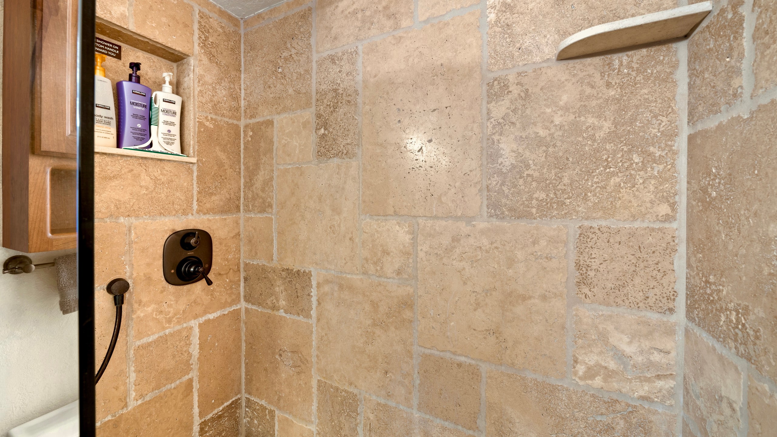Condo in Kihei · ★4.99 · 1 bedroom · 1 bed · 1 bath - Image 26