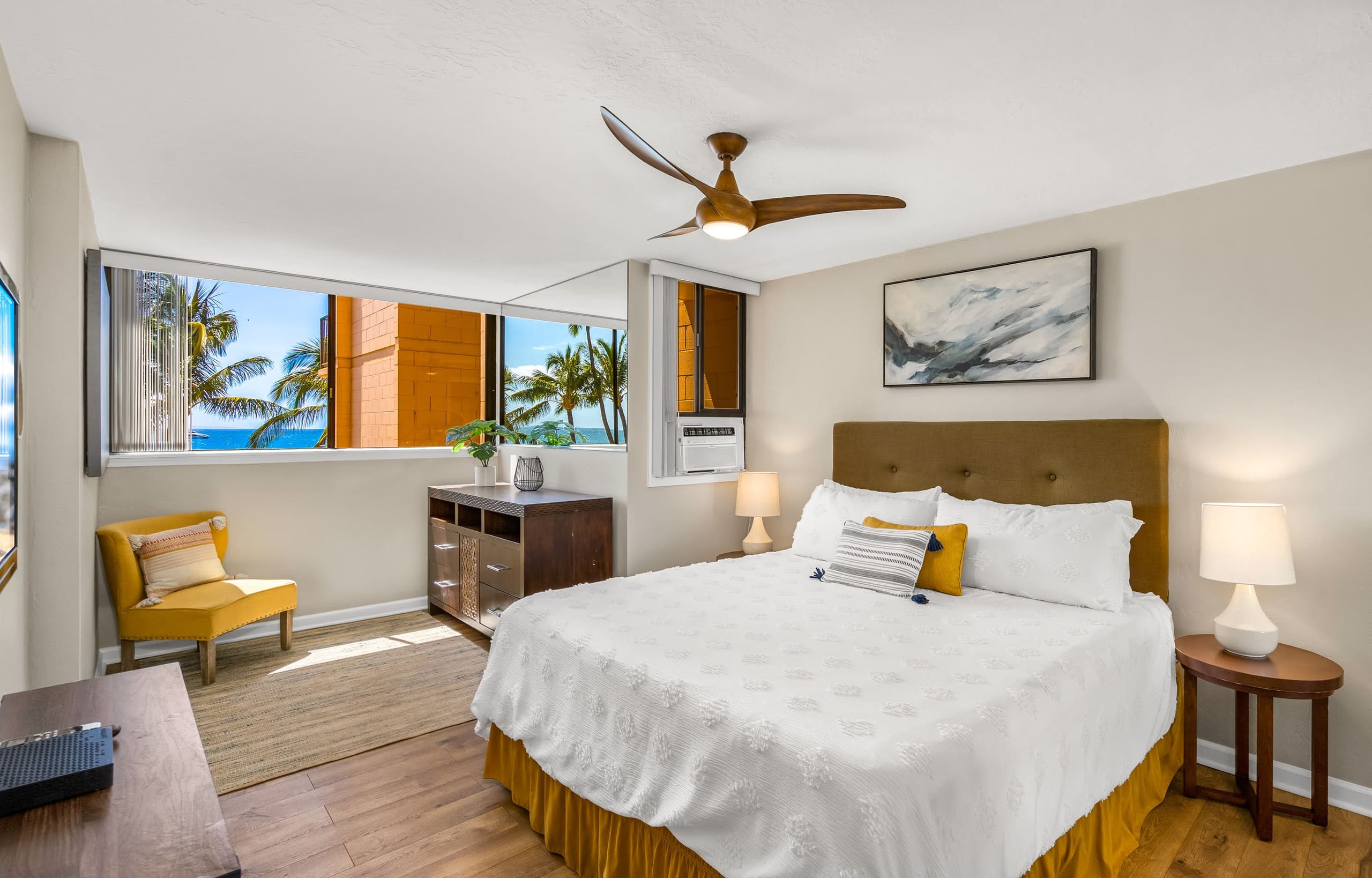 Condo in Kihei · ★4.86 · 1 bedroom · 2 beds · 1 bath - Image 2