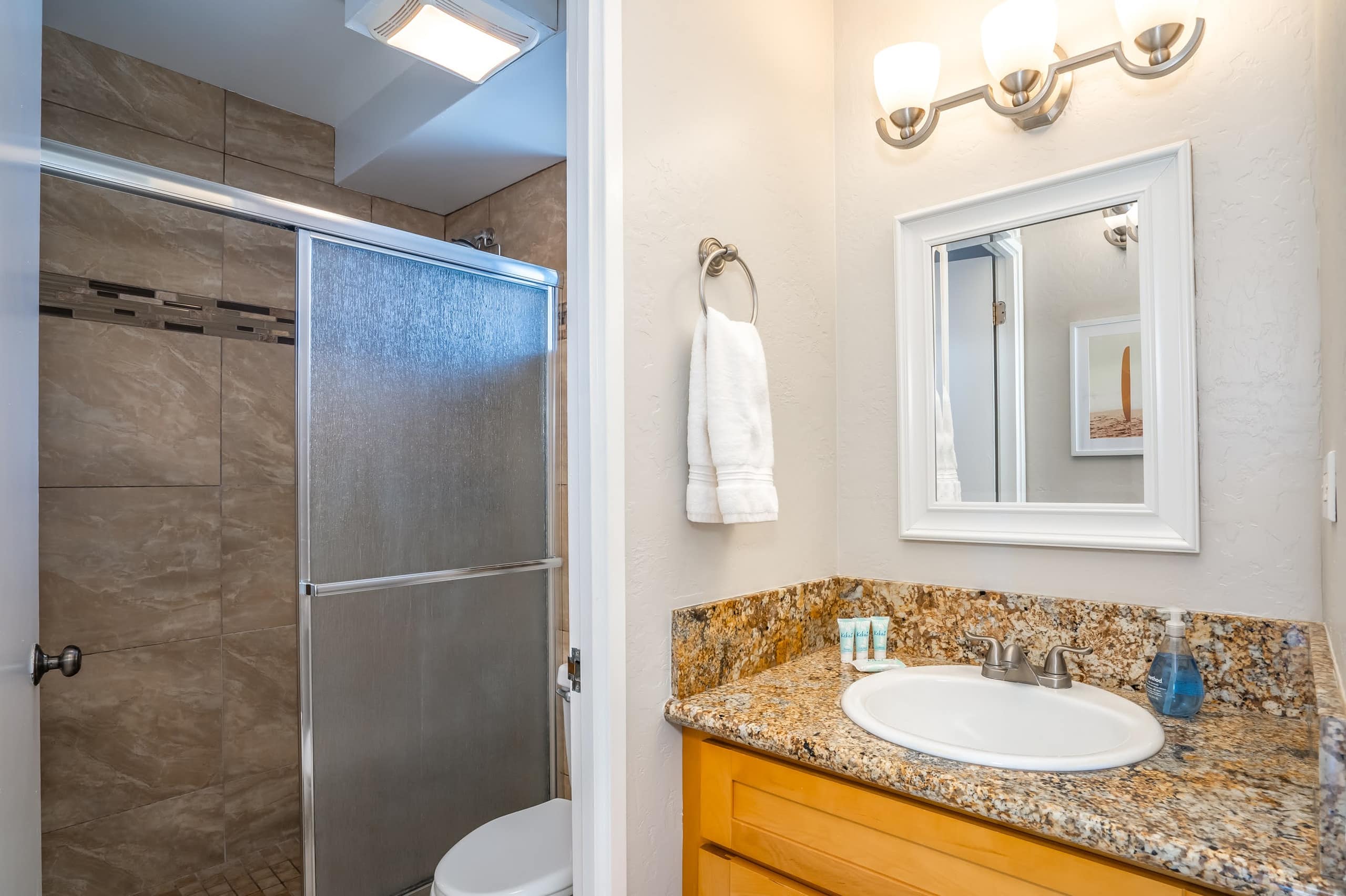 Condo in Kihei · ★4.86 · 1 bedroom · 2 beds · 1 bath - Image 34