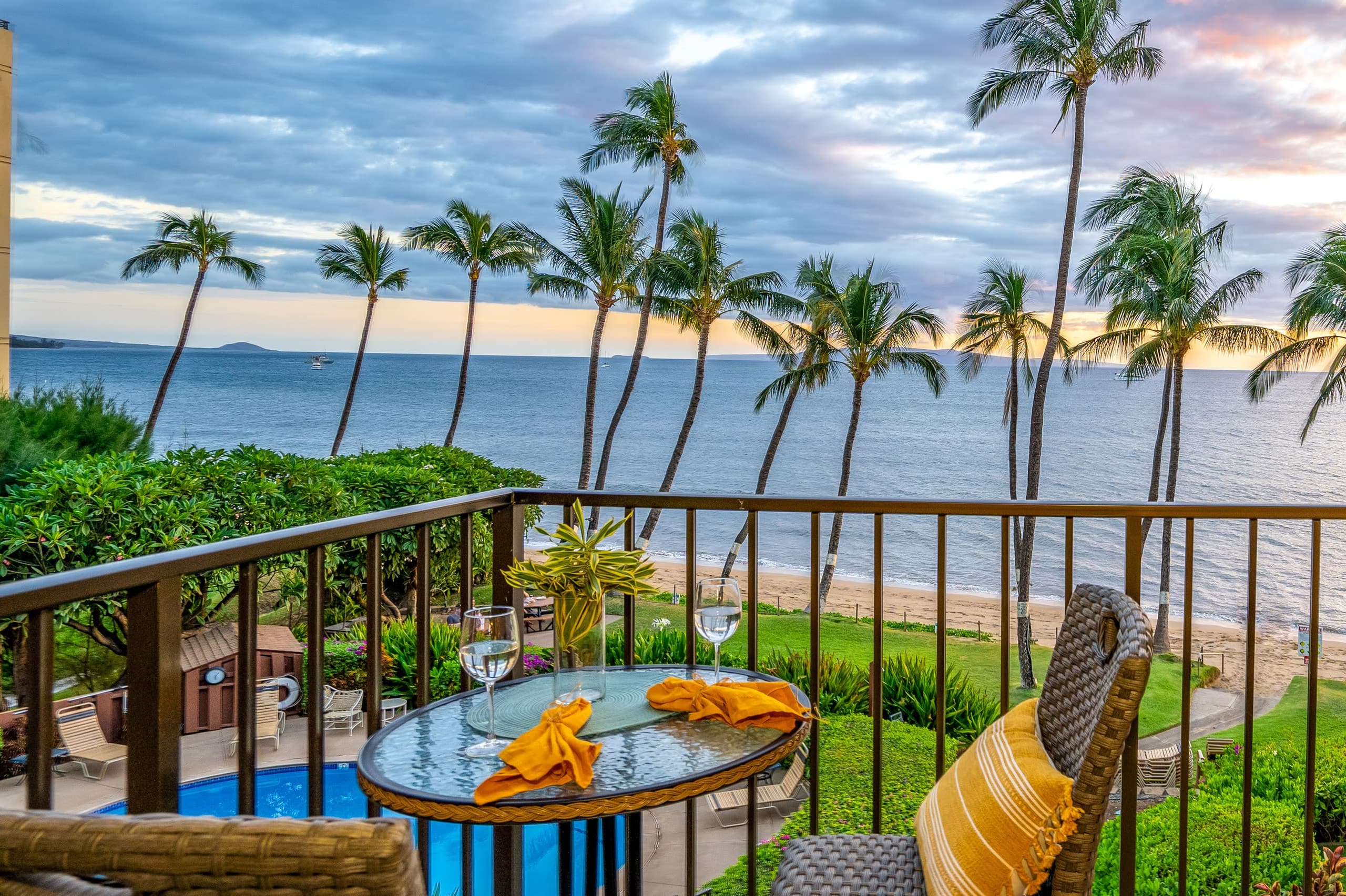 Condo in Kihei · ★4.86 · 1 bedroom · 2 beds · 1 bath - Image 4