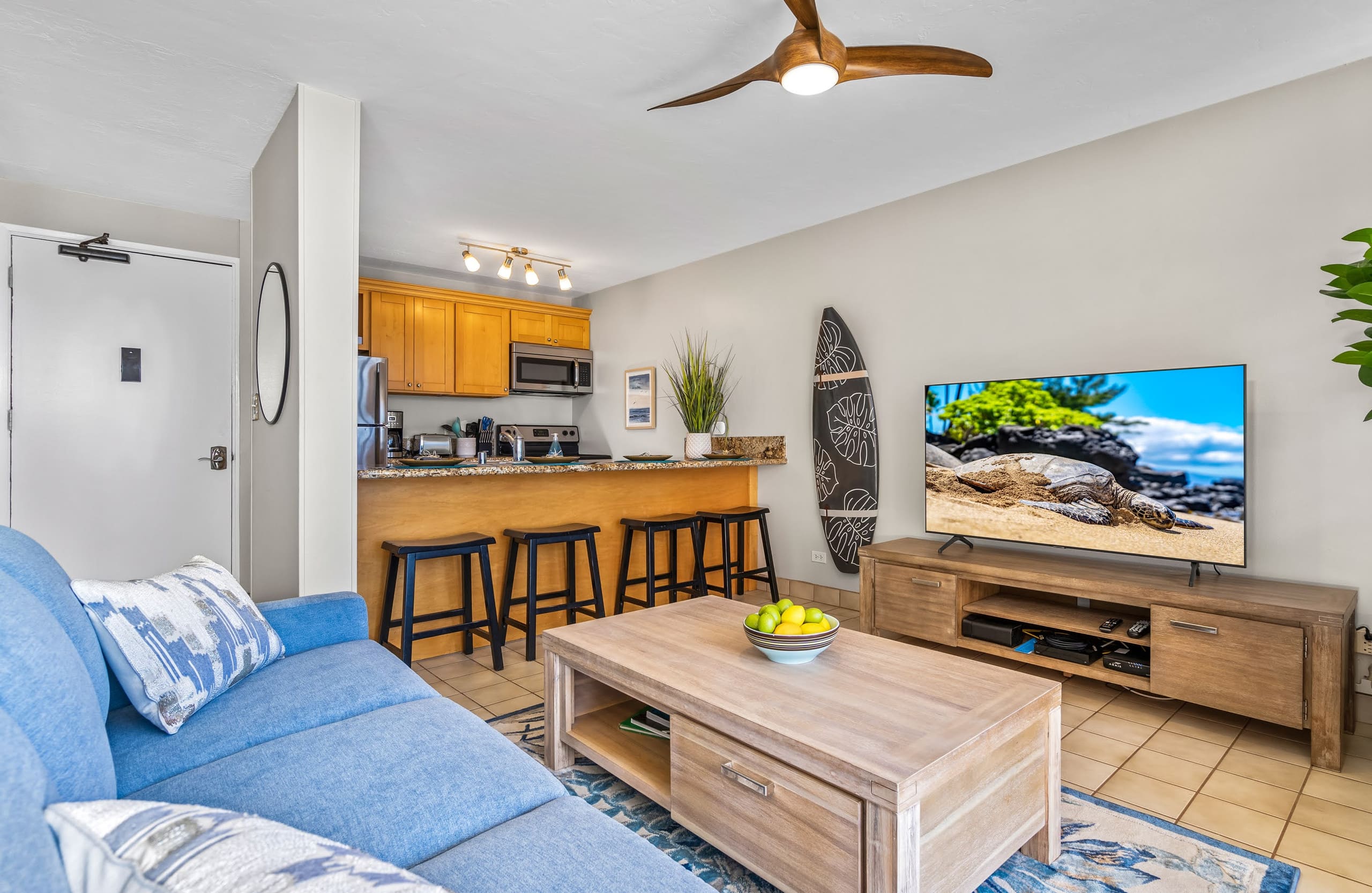 Condo in Kihei · ★4.86 · 1 bedroom · 2 beds · 1 bath - Image 8