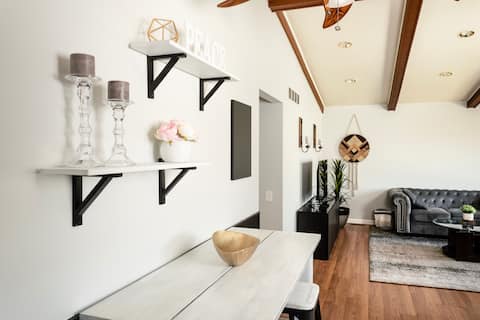 Smart & Comfy 💎 3 BR 💎 5 min to Downtown Royal Oak