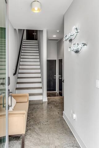 Dream at Lyric Nashville / Rooftop Paradise gallery image 4