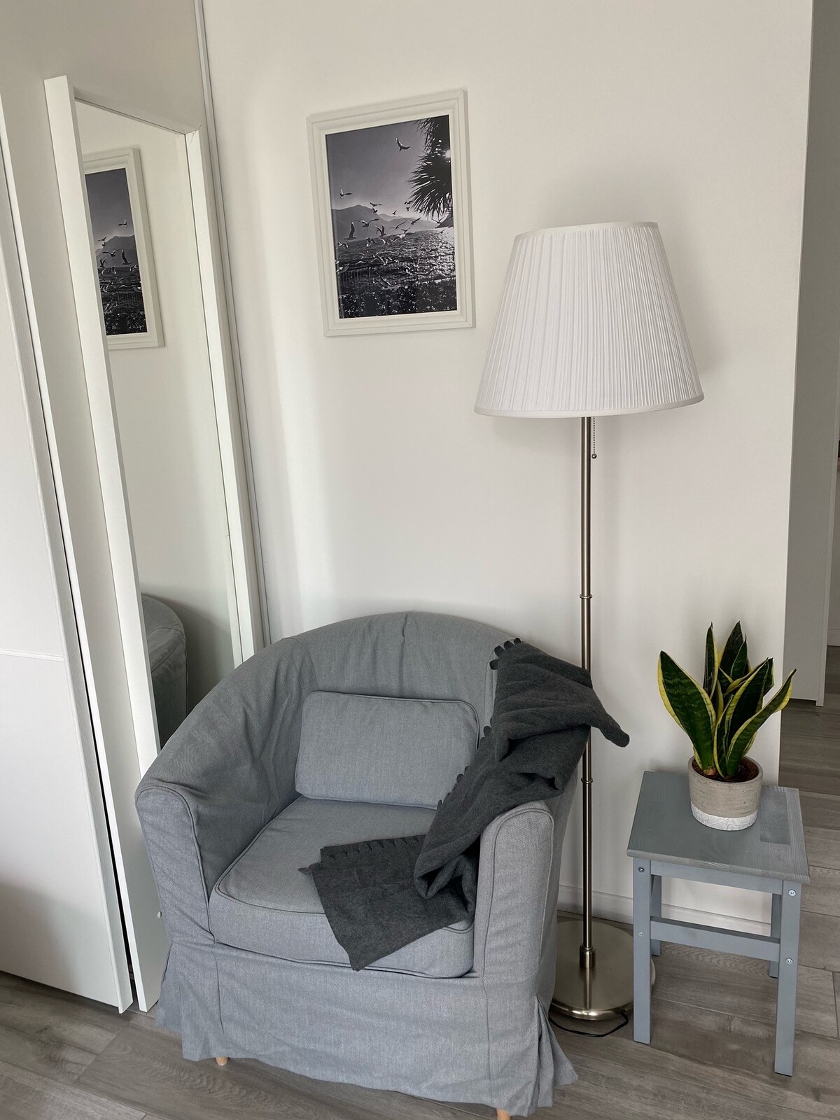 Successful Airbnb property: Nice flat with swimming pool, garden and garage in Porlezza
