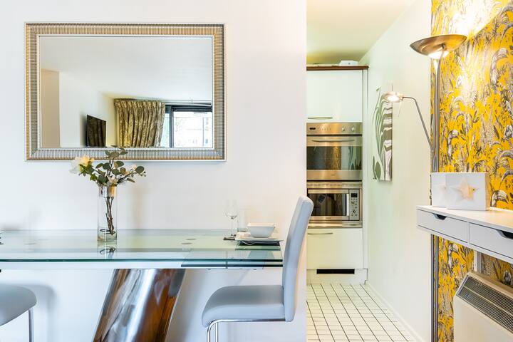 Beautiful 2 bedroom 2 bathroom in Gloucester Road gallery image 4