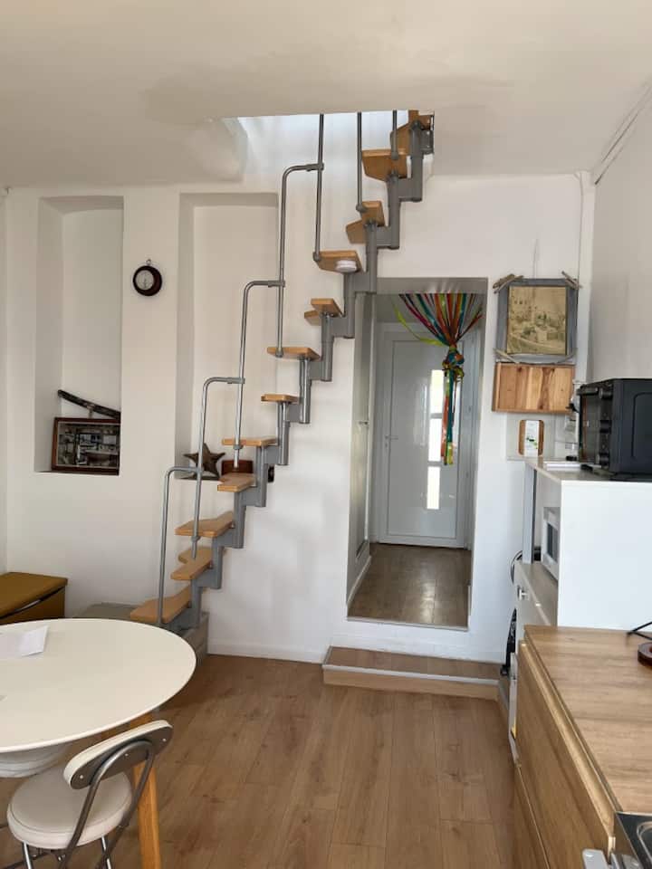 7/ Cabanon La Tour - Marseille
