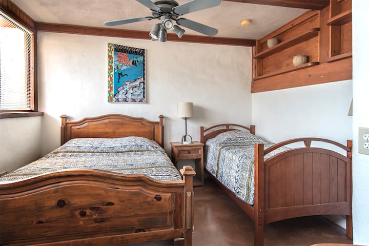 ห้องนอนชั้นล่าง #4