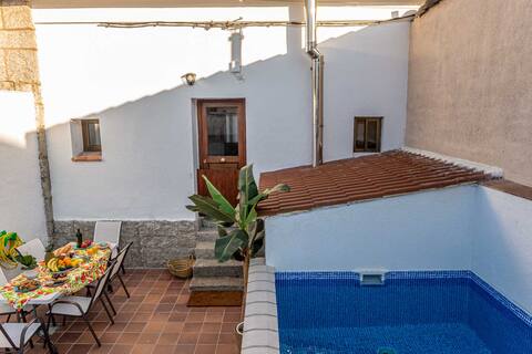 House with private pool Valsain pool. Open pool!