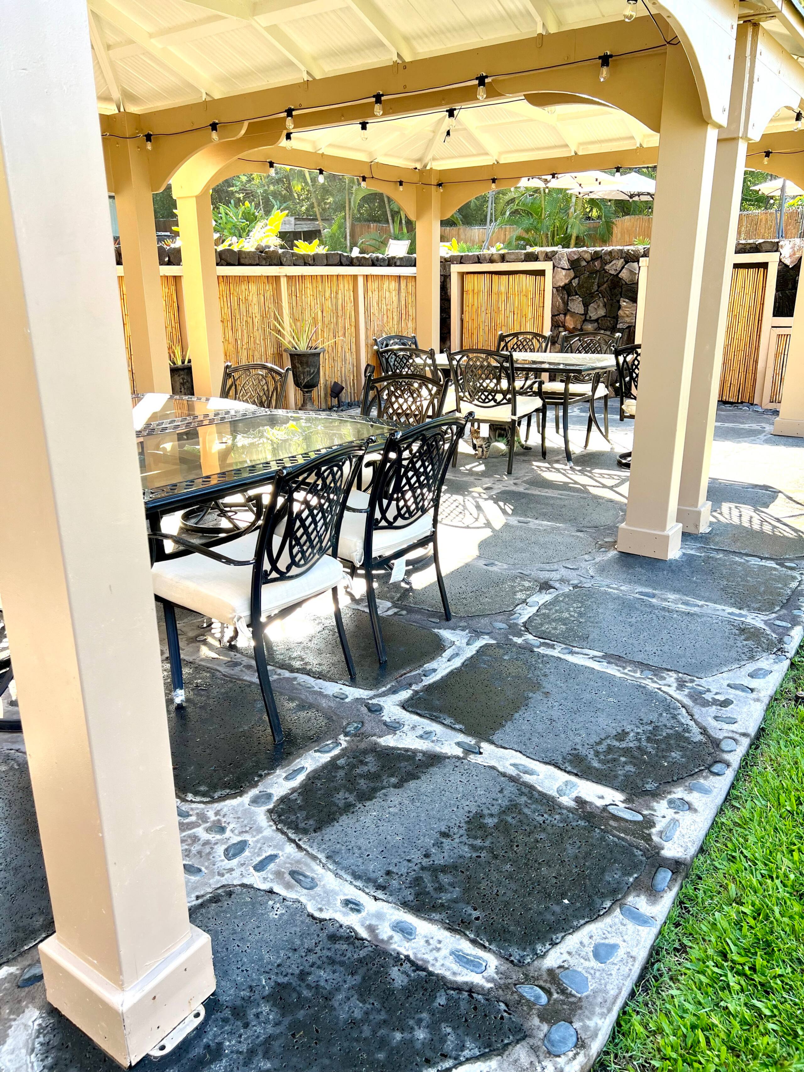 Condo in Kailua-Kona · ★4.95 · 2 bedrooms · 2 beds · 2 private baths - Image 26