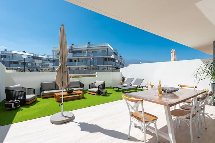Explorer's Beach Apartment With Backyard Lounge - Îles Canaries