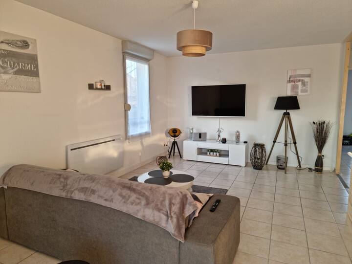 Appartement Cosy T3 Avec Piscine Estivale - Carcassonne