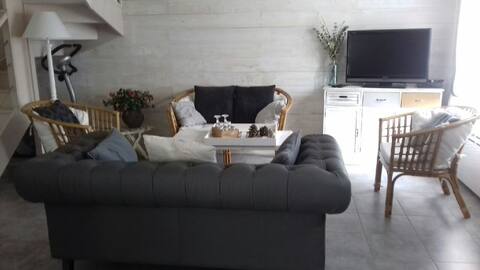 Popular Airbnb listing: Charming house La Faute sur Mer in La Faute Sur Mer
