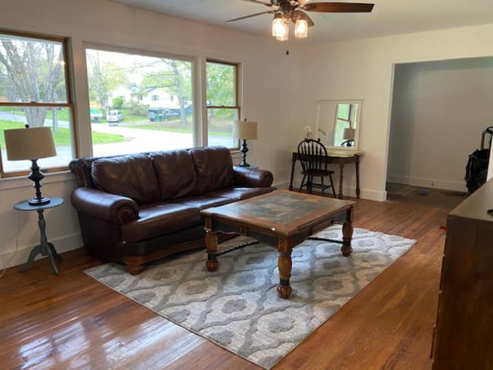 Fresh & Ready To Rent! - Saugerties, NY