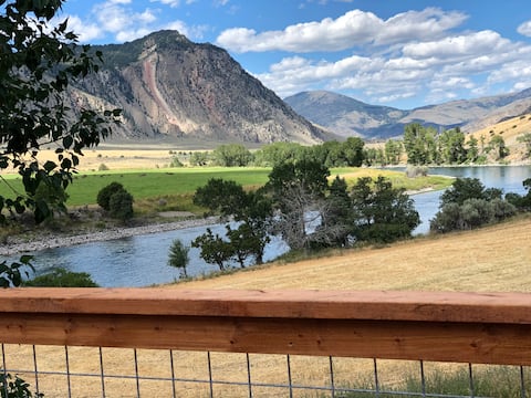 Yellowstone River Overlook