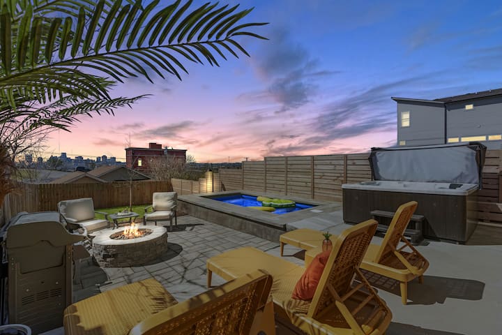 Skyline Stunner | Pool & Hot Tub, Rooftop, Mins2DT gallery image 3
