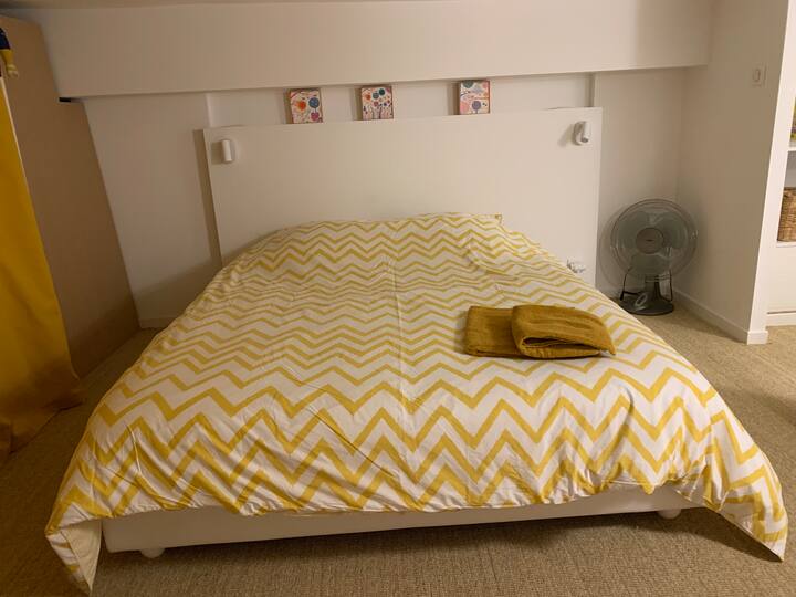 Chambre 3  (קומת ביניים)