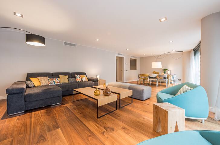 Grand Suite 3 Bedroom Apartments gallery image 2