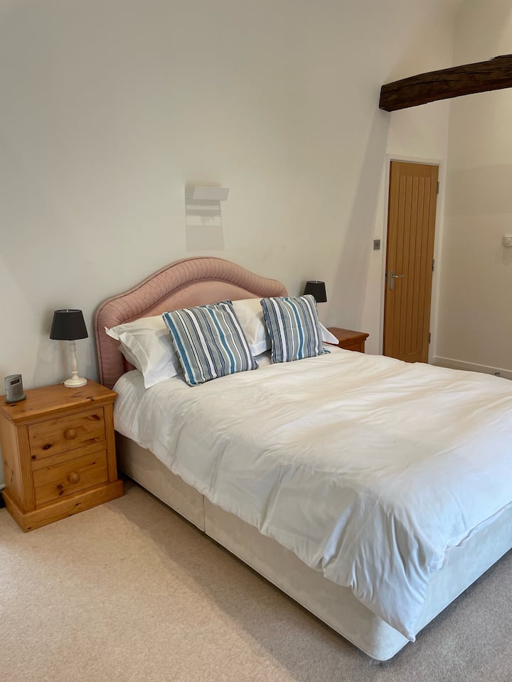 ห้องนอนกว้างขวาง