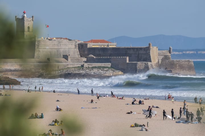 CARCAVELOS BEACH STUNNING VIEWS
