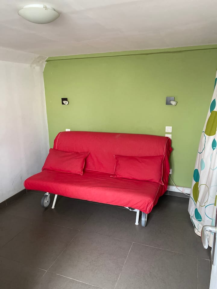 საძინებელი 4