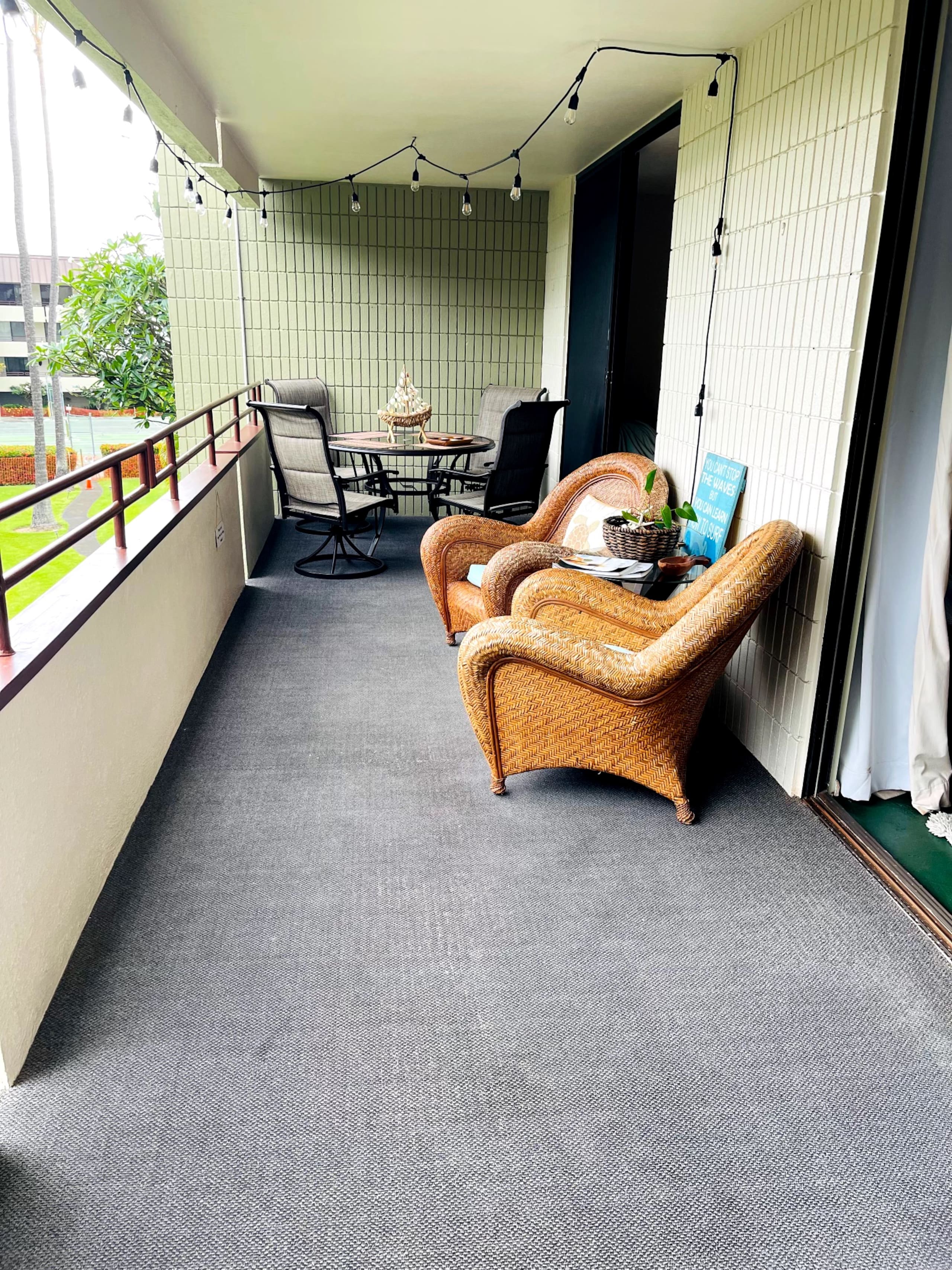 Condo in Kailua-Kona · ★4.79 · 2 bedrooms · 4 beds · 2 private baths - Image 19