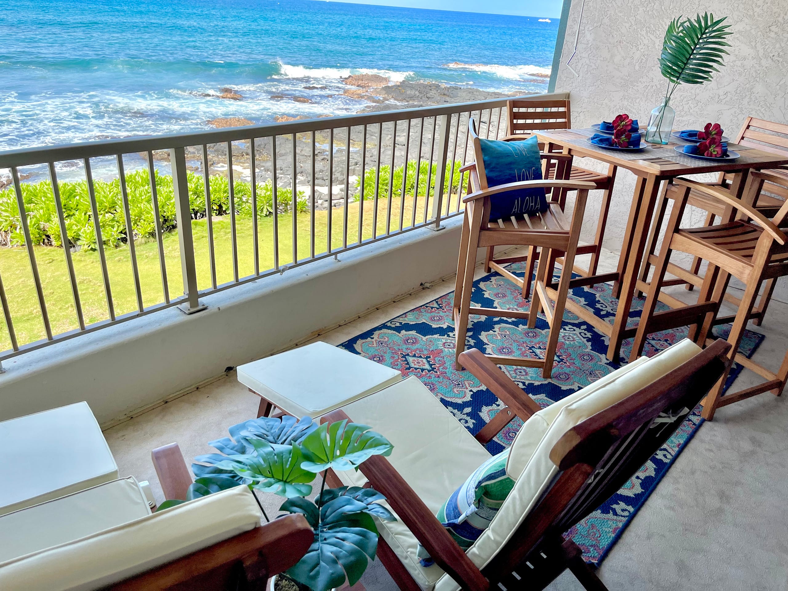 Condo in Kailua-Kona · ★4.96 · 1 bedroom · 2 beds · 1 bath - Image 8