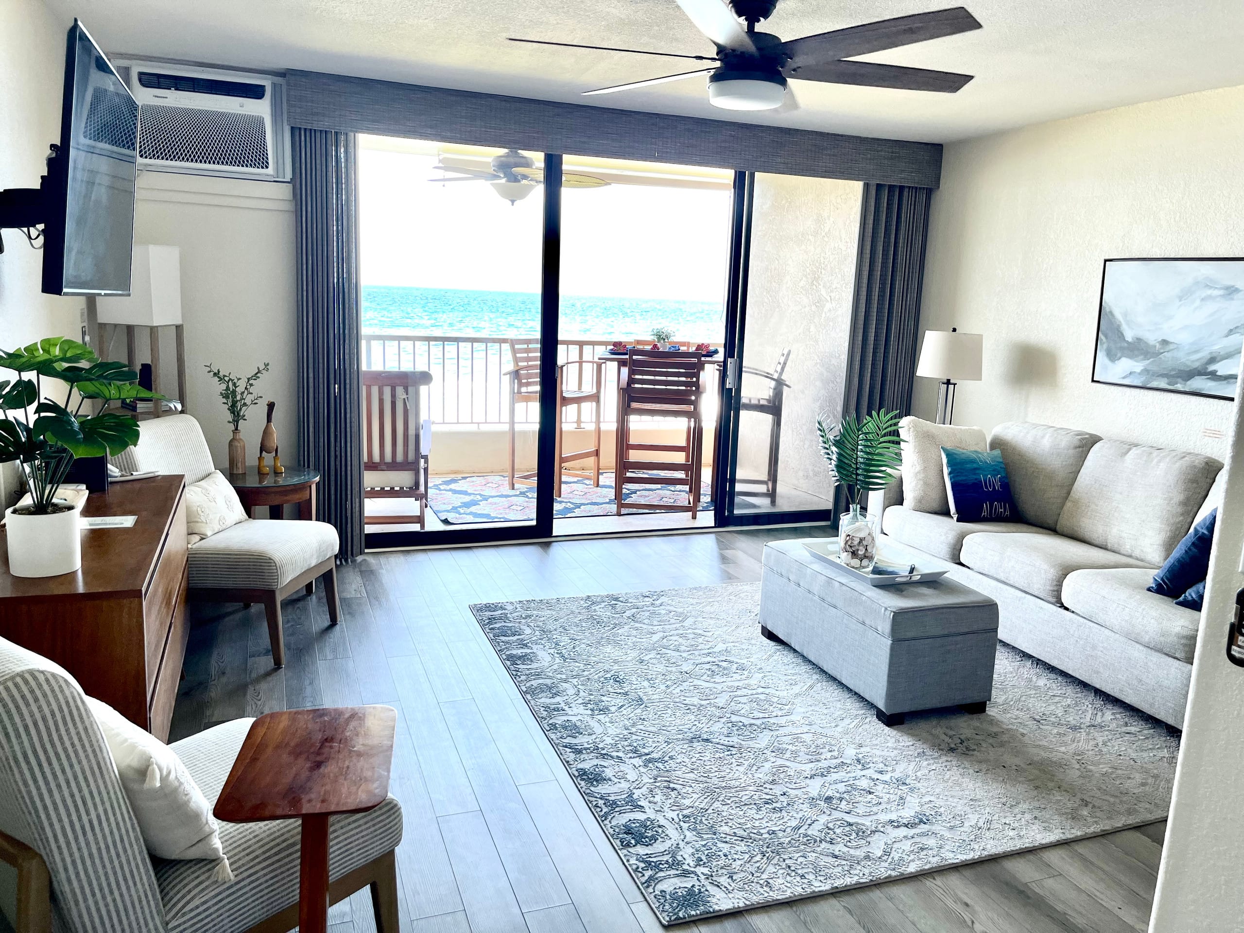 Condo in Kailua-Kona · ★4.96 · 1 bedroom · 2 beds · 1 bath - Image 2
