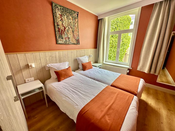 Ორადგილიანი ოთახი სენტ-ჯანი (სამი მეფე)