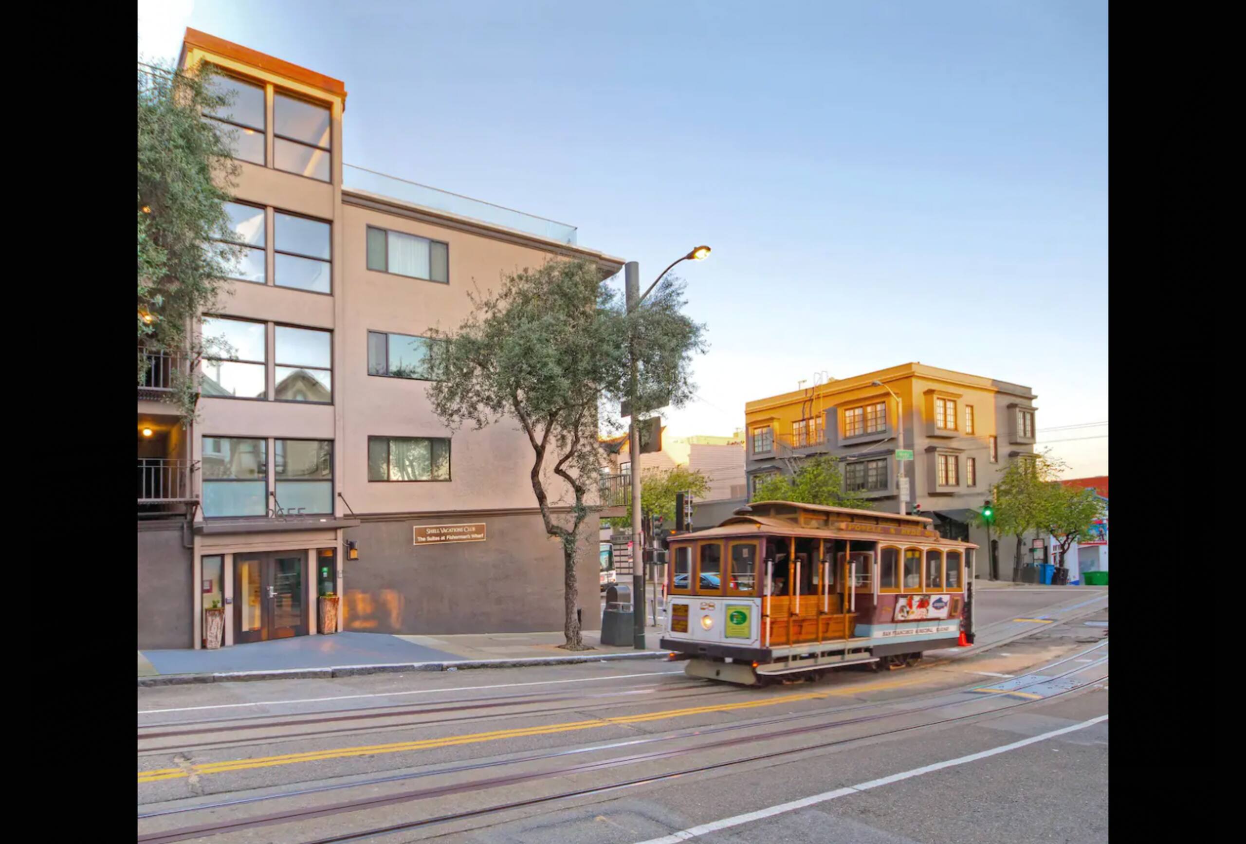 Condo in San Francisco · ★5.0 · 2 bedrooms · 3 beds · 2 baths - Image 11