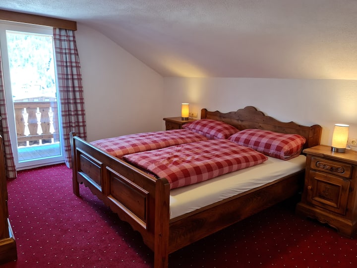 3号房，双人床房，阳台