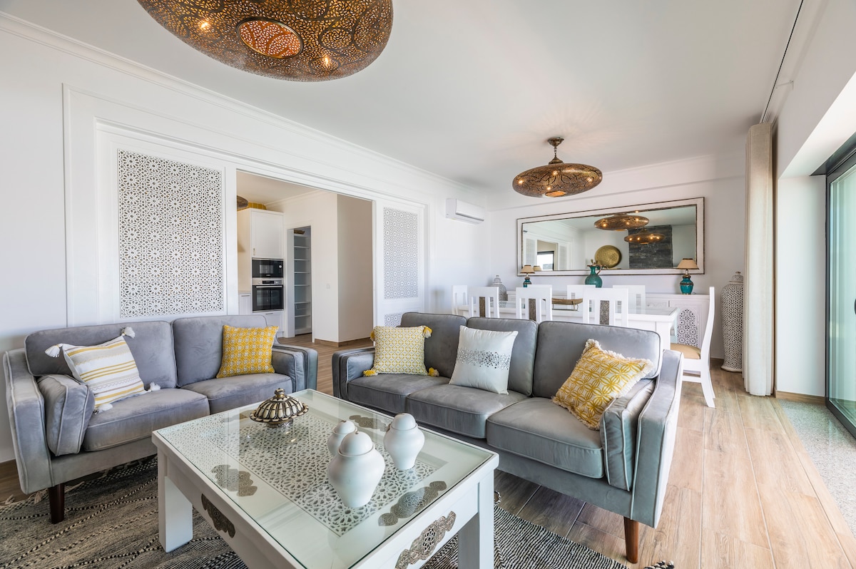 Anúncio popular: Riad Matias Galé - Luxury, private pool, AC, wifi em Guia