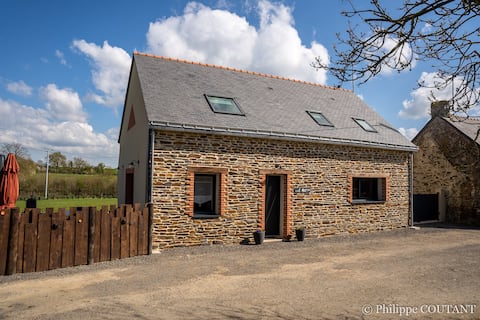 Angevin countryside cottage - 8 people 3 bedrooms