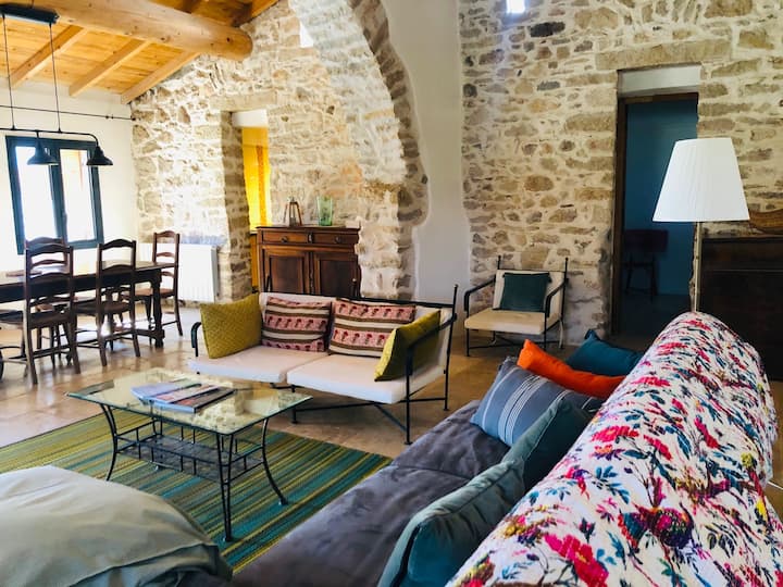 Vaste Domaine Agro-écologique En Garrigues. - Ganges