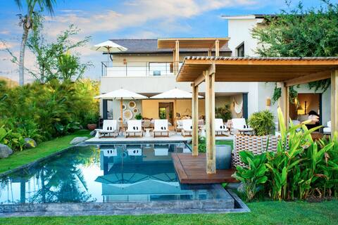 Private Luxury Villa with golf and ocean views